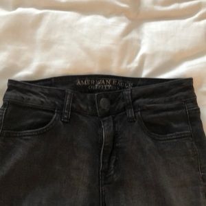 American eagle black jegging. Hardly worn. Size 4 super super stretch.